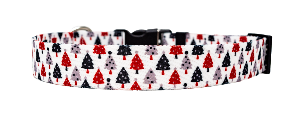 Black and Red Christmas Trees Dog Collar