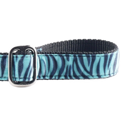 Wild Stripes Blue Velvet Dog Leash